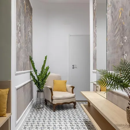 Holt Luxury Piata Romana 2br Urban Sanctuary * Bukarest