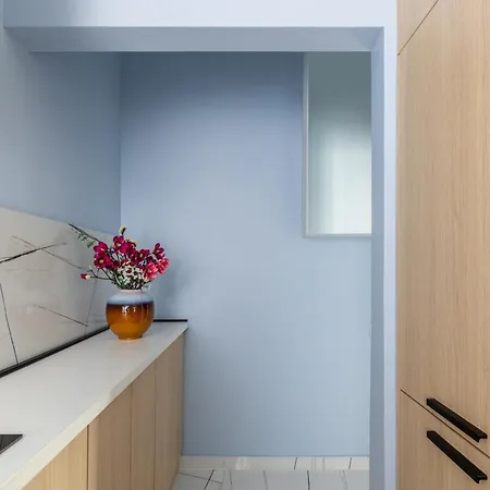 Lägenhet Holt Luxury Piata Romana 2br Urban Sanctuary *