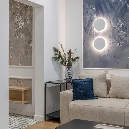 Lägenhet Holt Luxury Piata Romana 2br Urban Sanctuary *